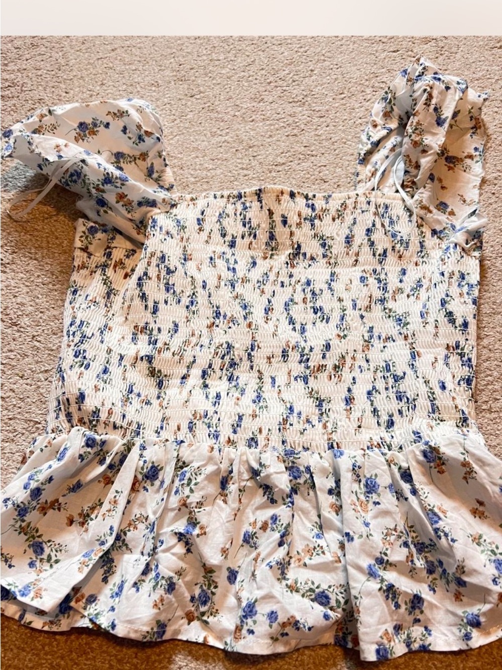 Smocked Floral Ruffle Crop Top - White & Blue